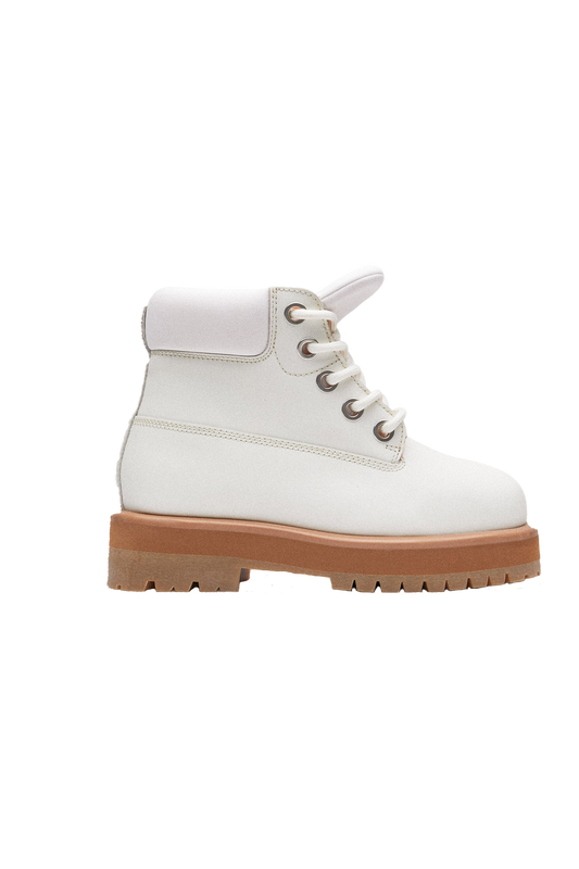Strada White Boots